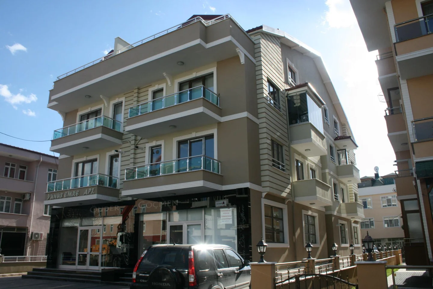 Yunus Emre Apartmanı — İzmit, Kocaeli